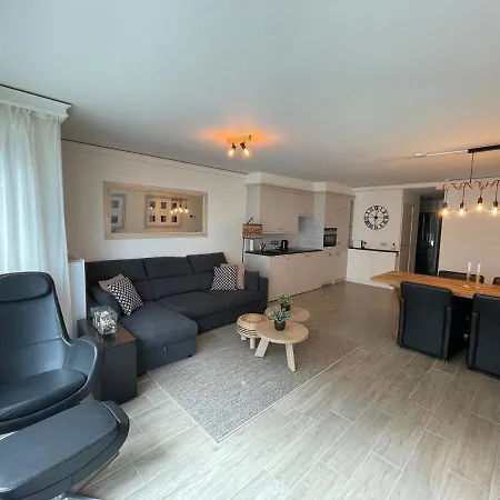 דירה Cosy Appartement- 2 Slaapkamers Schuin Zeezicht Met Garage *